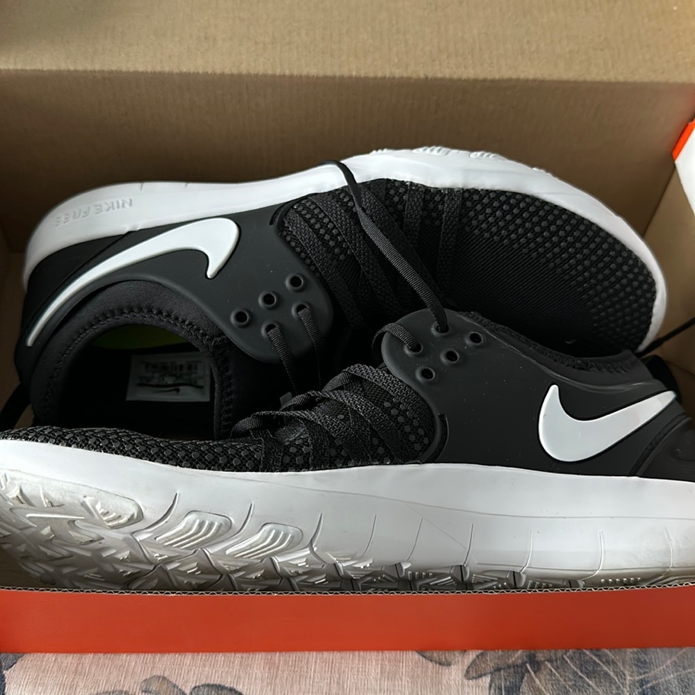 nike tr7